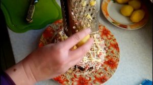 Постный салат с тунцом