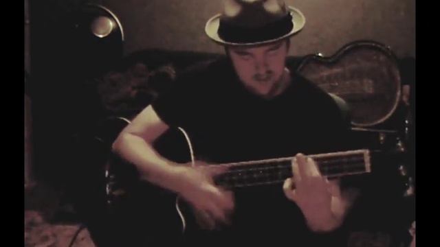 Acoustic Piccolo Bass Jam