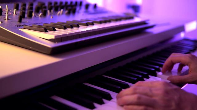 KORG Minilogue & Emotional Cello - Classical Ambient Music смотреть онлайн