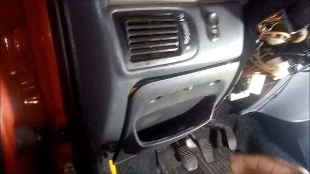 Onde Fica Localizado do Conector OBD2 e como Conectar o Mini Scanner Bluetooth no Carro смотреть онлайн