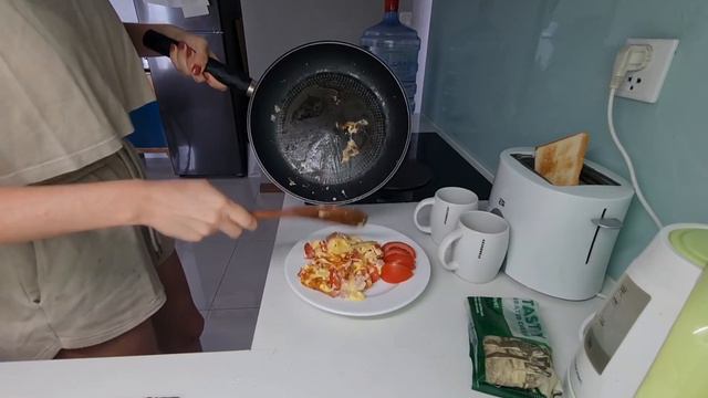 Вьетнам опять вернулся к нормальной жизни. Всё открыто.Сайгон смотреть онлайн
