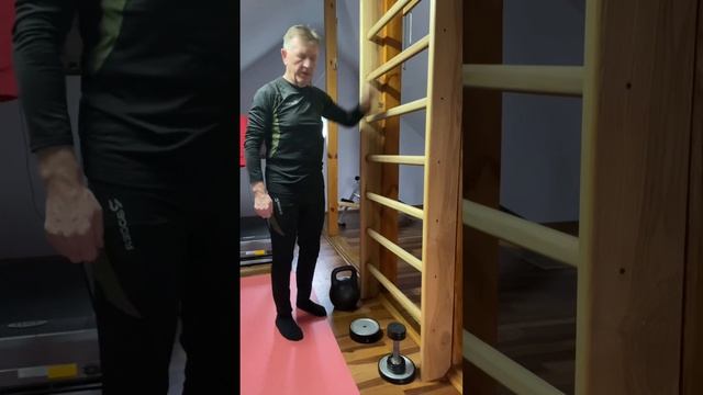 ЭТИ УПРАЖНЕНИЯ ПОМОГУТ УКРЕПИТЬ НОГИ И ТАЗОБЕДРЕННЫЙ АППАРАТ… смотреть онлайн