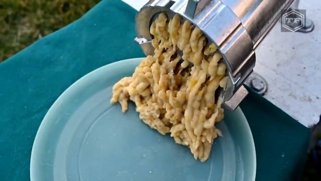 Бананы против мясорубки смотреть онлайн