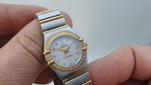 1998 Ladies Omega Constellation with diamond set bezel and dial. Model reference 1267.70 смотреть онлайн