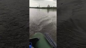 Электромотор HDX 36 плаваю на лодке Аква 2600