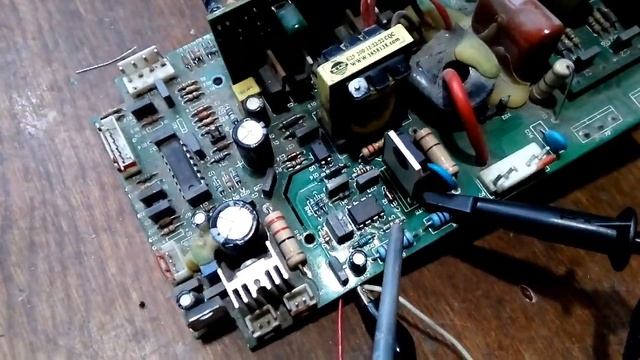 И снова сварочный инвертор. Выгорела дежурка 24В. Инвертор Tavr. смотреть онлайн