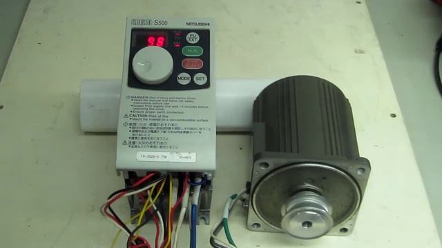 Mitsubishi Electric FR-S520-0.75K INVERTER　動作確認 смотреть онлайн