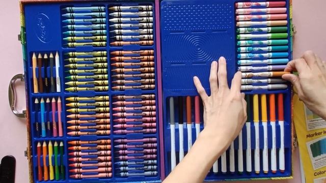 Crayola - Imagination Art Case смотреть онлайн