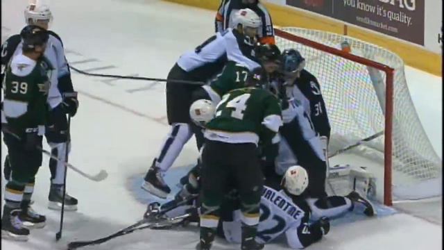 Mazanec Saves and Tousignant Fights смотреть онлайн