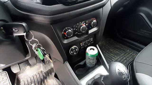 LADA XRAY CROSS. Тест. Напряжение.