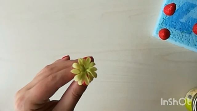 Мастер-класс. Клубника из холодного фарфора. смотреть онлайн