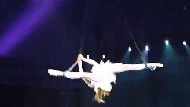 В Цирке на Цветном смотреть онлайн