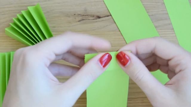 3D ОТКРЫТКА с ЁЛКОЙ на НОВЫЙ ГОД из БУМАГИ смотреть онлайн