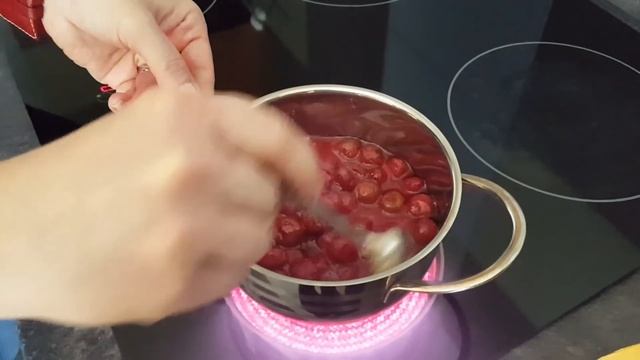 #7 Рецепт Варенья 5 Минут Из Замороженной Вишни (2 Способа) смотреть онлайн