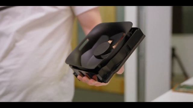 PlayStation 5 VS Xbox Series X: Чей дизайн лучше? смотреть онлайн