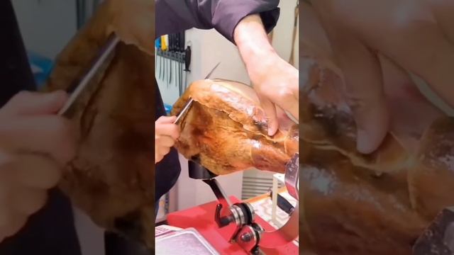 Как правильно начать резать хамон смотреть онлайн