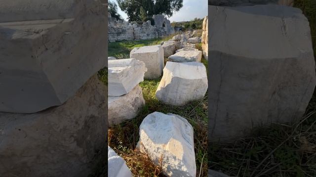 ?Чем делали такие узоры в мраморе в древние времена