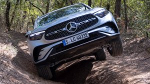 Внедорожник Mercedes Benz GLC 2023 года – внедорожный тест-драйв.