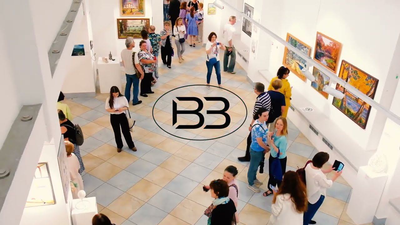 Вернисаж выставки «Искусство рядом. Художники нашего округа» в Галерее Беляево смотреть онлайн