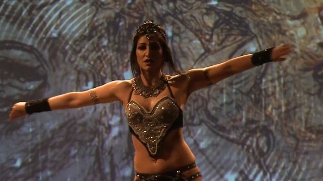 La Dea Oscura - Alessandra Gioia Tribal Fusion Bellydance смотреть онлайн