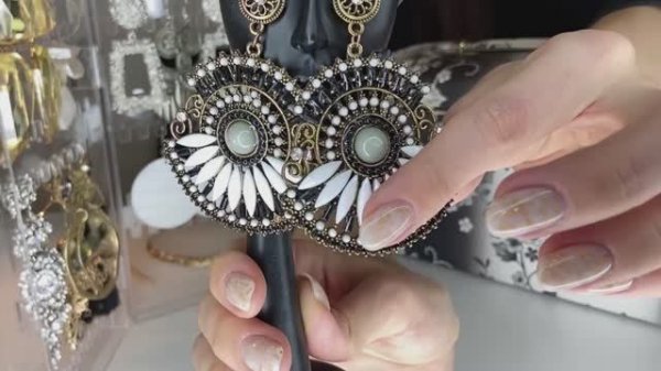 АСМР | ASMR в магазине бижутерии и украшений. Часть 1