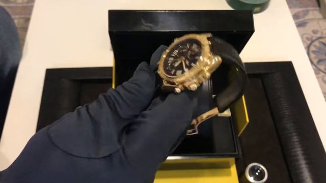 Breitling золото