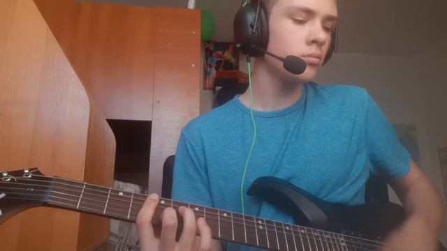 Звезда по имени Солнце - Кино (covered by Иван Смирнов) смотреть онлайн