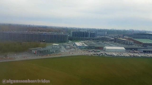 Hamburg - Arrival at Hamburg Airport смотреть онлайн