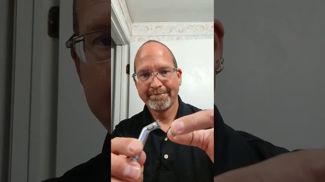 Gillette Blades: Sensor & Sensor Excel cartridges смотреть онлайн