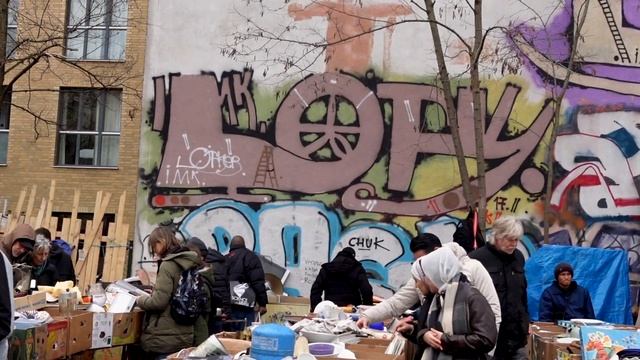 БАРАХОЛКА В ГЕРМАНИИ. Что Можно Найти на Блошином Рынке в Берлине? смотреть онлайн