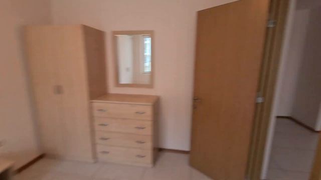 Трехкомнатная меблированная квартира с видом на бассейн в красивом комплексе смотреть онлайн