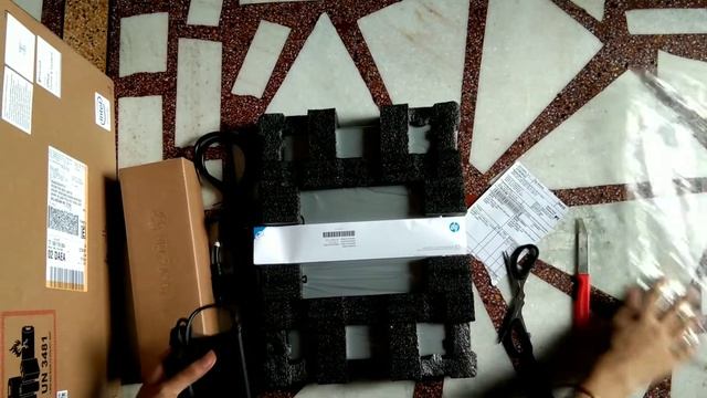 Unboxing hp laptop 14s -dr1001TU смотреть онлайн