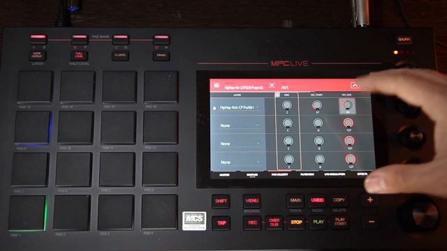 Полный обзор AKAI MPC LIVE смотреть онлайн