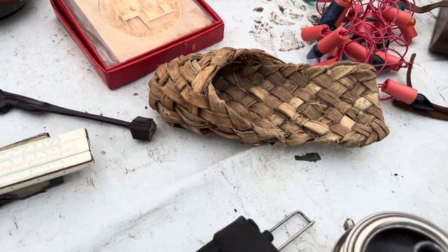 С УТРА ПОРАНЬШЕ НА БЛОШИНКУ. ИЗМАЙЛОВСКИЙ БЛОШИНЫЙ РЫНОК.