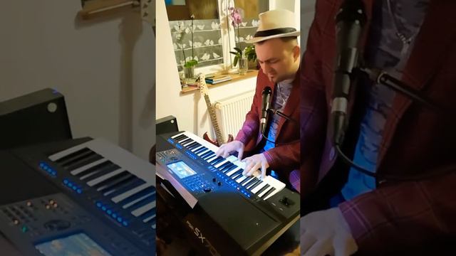 Yamaha Sx700 _Guns N’ Roses _Knockin’ on Heaven’s Door_cover#pianocover#rock#sx700#mamtalent# смотреть онлайн