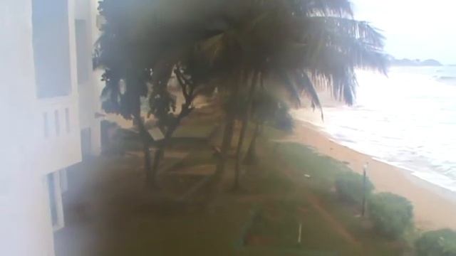 Induruwa Beach Resort вид из окна смотреть онлайн