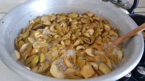 Янтарное варенье из яблок дольками - классический рецепт