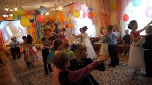 Прощальный вальс муз рук  Парахневич И П  муз Н Май,сл Л Кирилловой,исп  Ю Селиверстова