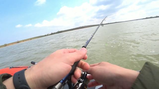 Вокруг одни СЕТИ! Рыбалка в заливе Цимлянского водохранилища! смотреть онлайн