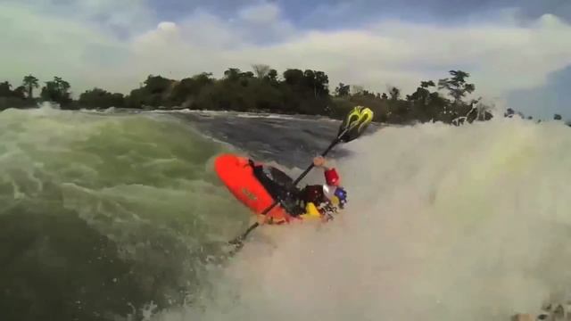 GoPro Video Of The Day 10/3/2013 ★ GoPro Kayaking: Big Wave Surfing ★ смотреть онлайн