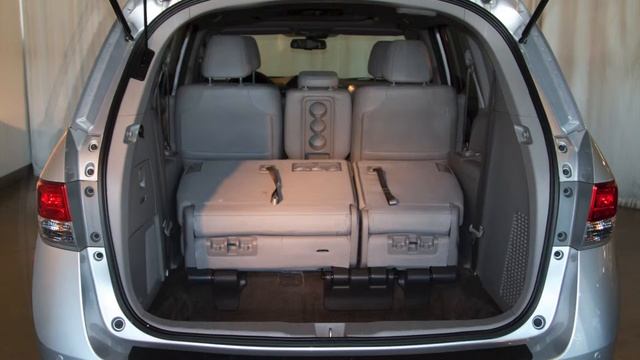 2014 HONDA ODYSSEY TOURING in silver at Parkway Honda смотреть онлайн