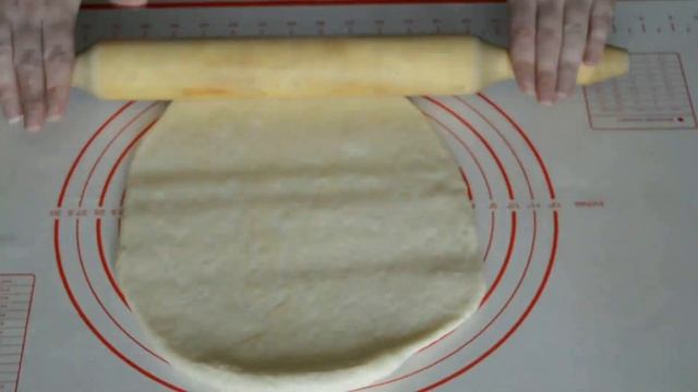 Хачапури "Лодочка" с яйцом смотреть онлайн