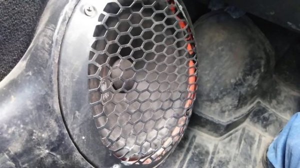 DL Audio gryphon Pro Midbass 200 во всю полосу. Слушать в наушниках