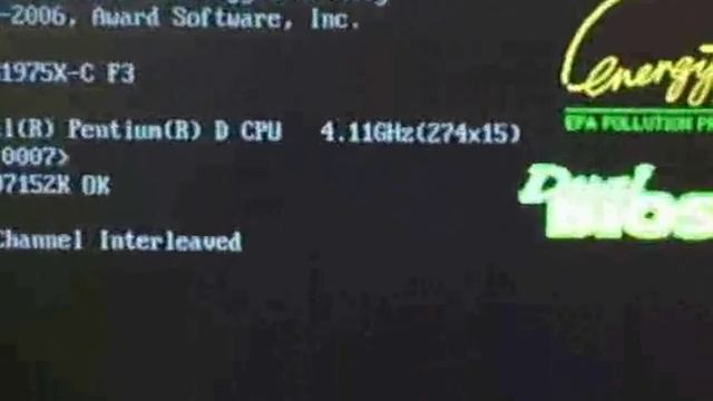 Pentium D 925 @ 4.11Ghz - OC смотреть онлайн