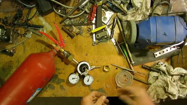 05 - Углекислота из огнетушителя смотреть онлайн