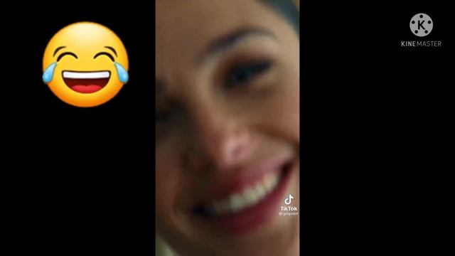 Галь Гадот Чудо Женщина смотреть онлайн