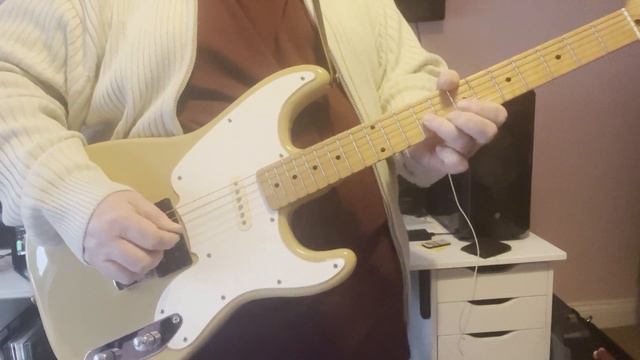 FENDER SQUIER 2004 '51 THE RARE AFFORDABLE GUITAR THAT HAS REACHED CULT STATUS. смотреть онлайн