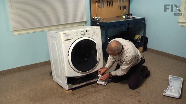 Whirlpool Washer Repair – How to replace the Drain Pump смотреть онлайн