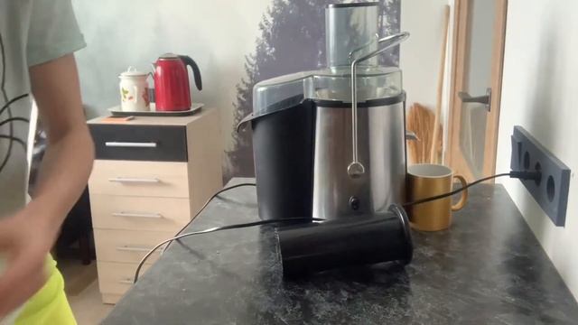 Соковыжималка Scarlett SC-018 смотреть онлайн