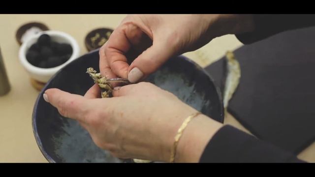 Мастер-класс по разделке копченой салаки смотреть онлайн